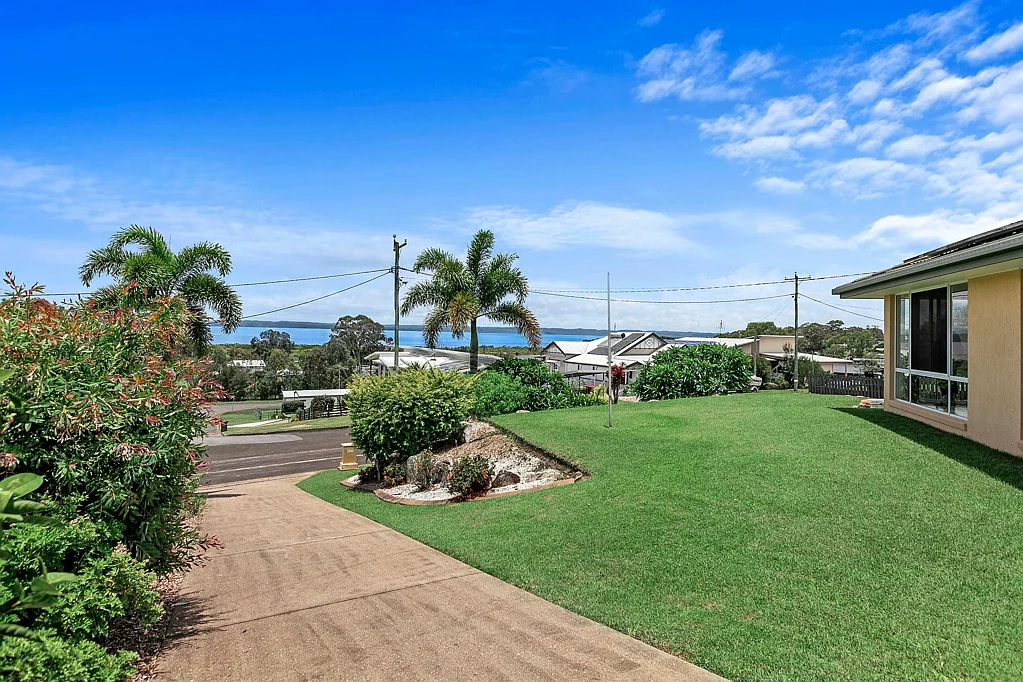 37 Petrel Avenue, River Heads, QLD 4655