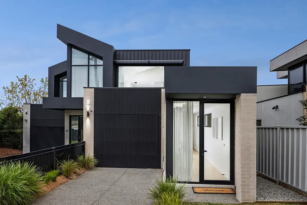 Niddrie 4chambre Bespoke Crafted Luxury, Beyond Compare