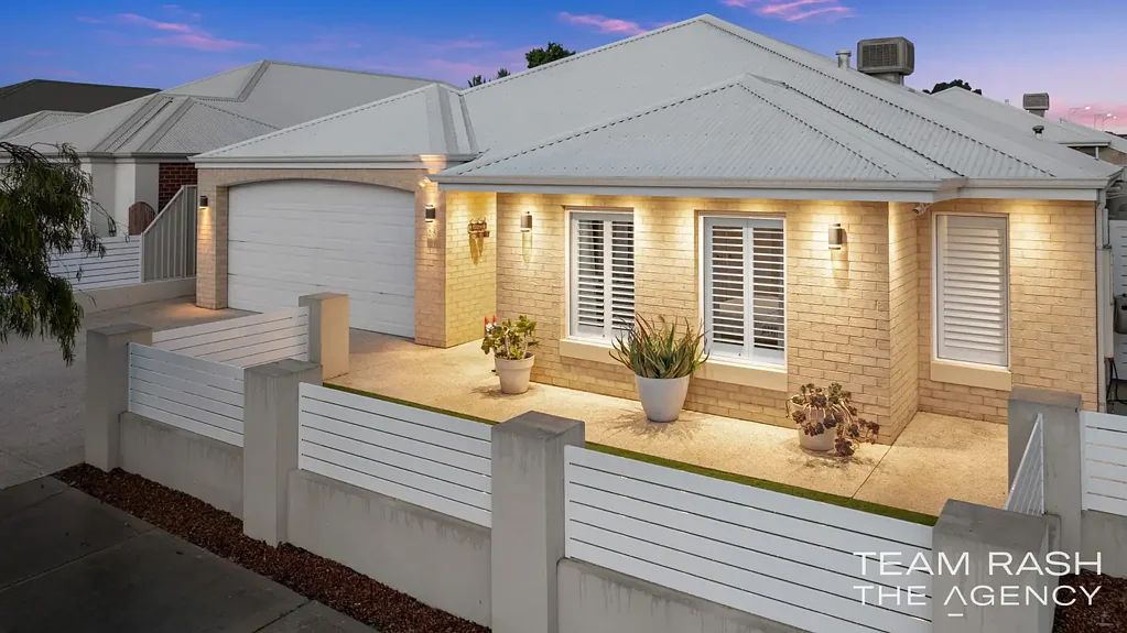 25 Chesstree Avenue, Alkimos, WA 6038