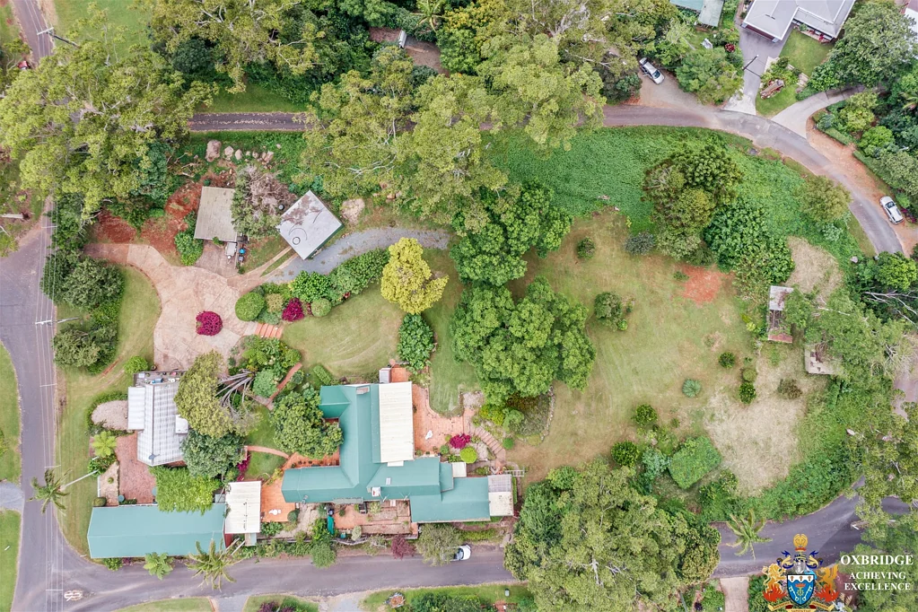 Tamborine Mountain 4Phòng ngủ HUGE PRICE REDUCTION -                 
Eagles Nest - A Unique Irreplacable Gem On Tamborine Mountain