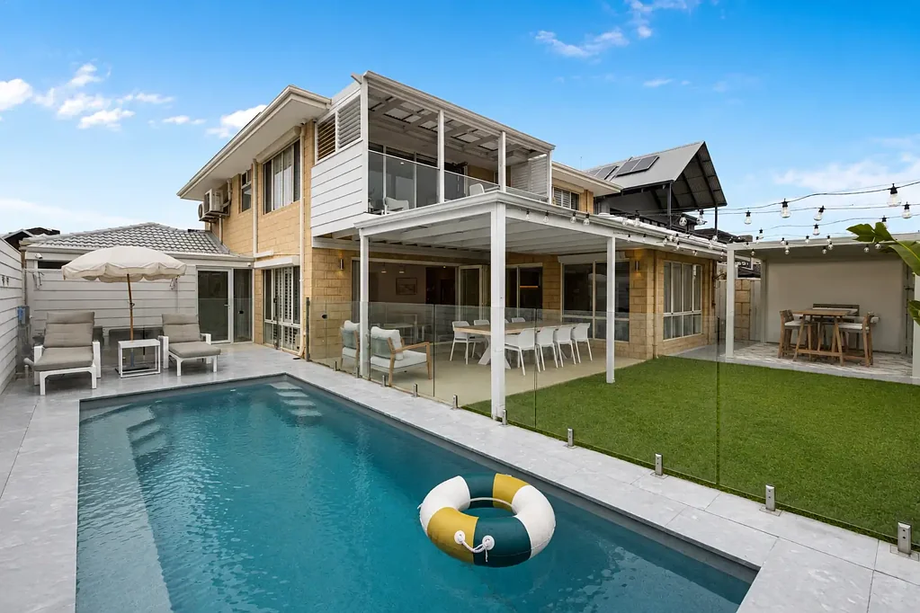 Mindarie 4房  COASTAL ELEGANCE REDEFINED