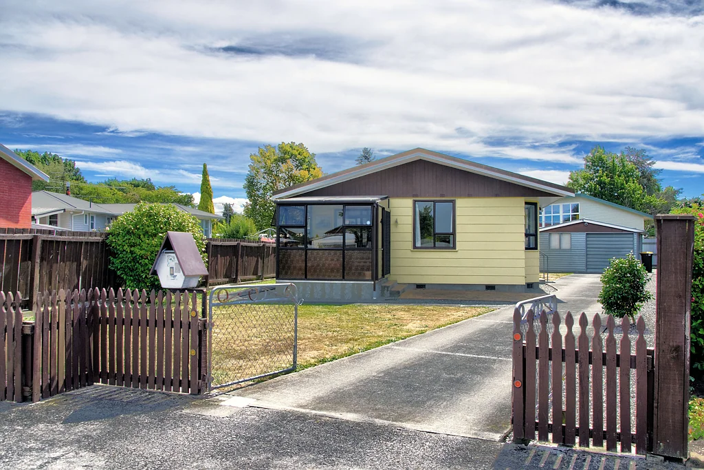 1 Lowes Place, Solway, Masterton, Wellington