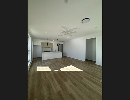 4 Ivanhoe Street, Spring Mountain, Brisbane - Southern Region, 4 कमरे, 2 बाथरूम, House