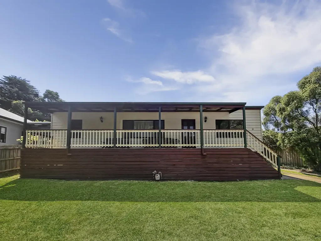 Warragul 3غرفة نوم Parkside Position, Walk-to-Town Convenience