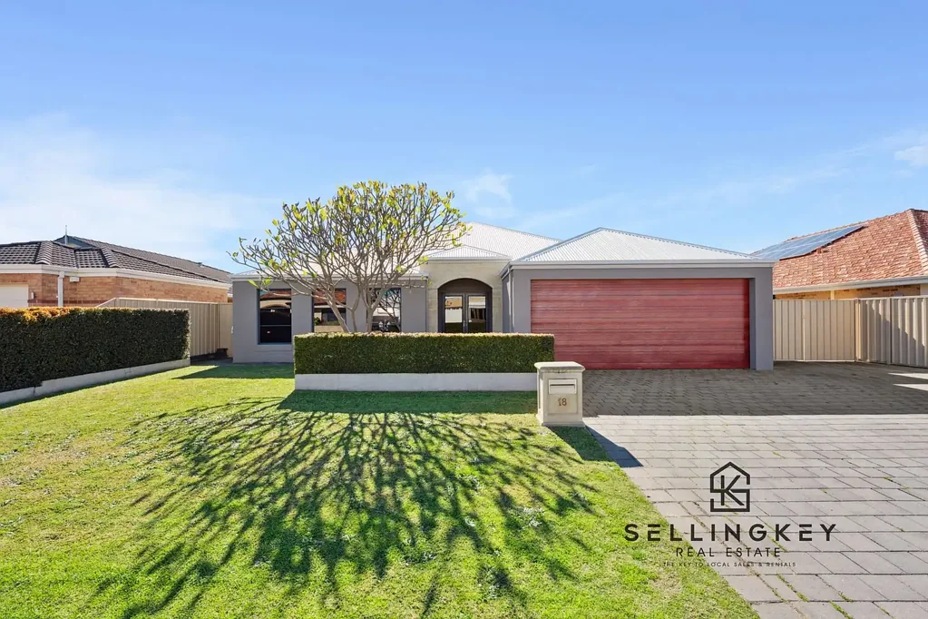 18 Bradshaw Street, Canning Vale, WA 6155