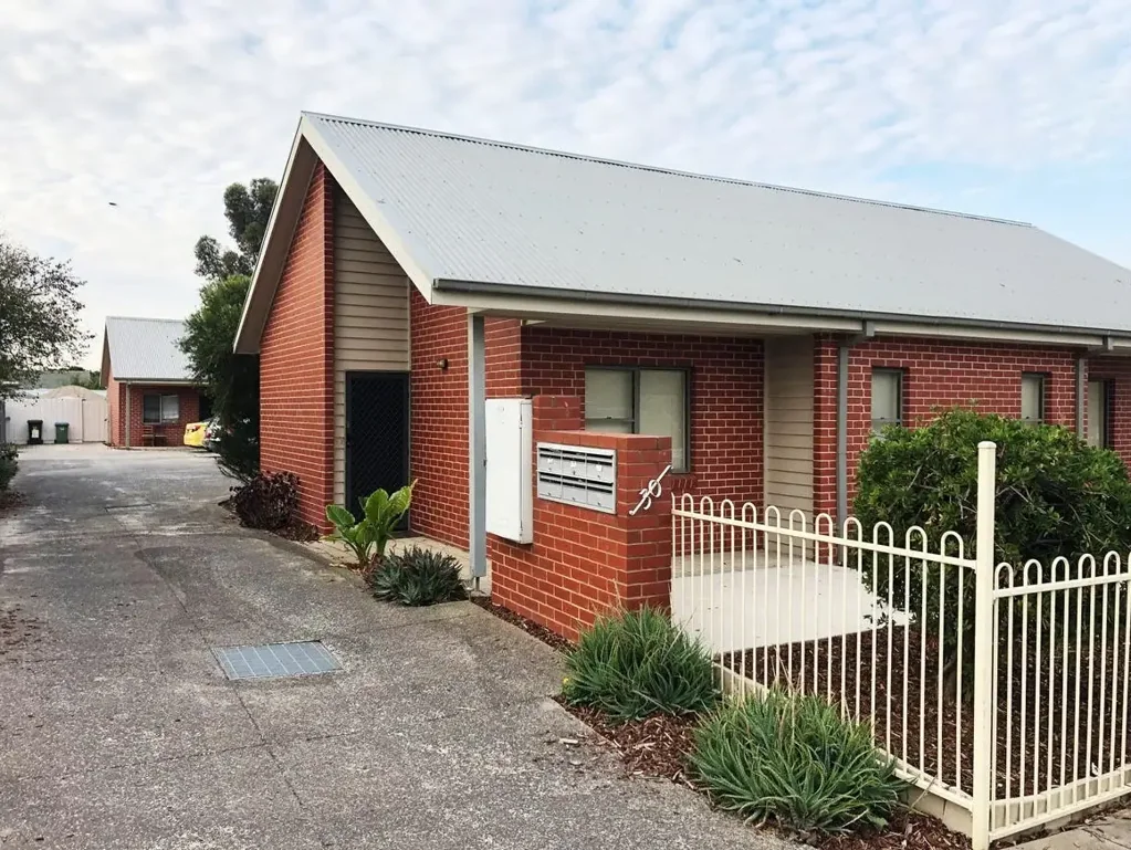 One bedroom In a Quiet Street