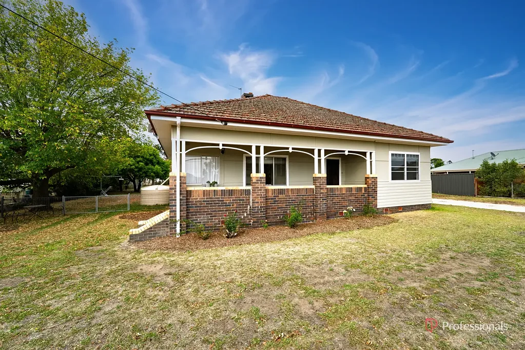 9 Leece Road, Uralla, NSW 2358