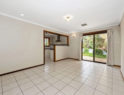 4 Stanbury Avenue, Happy Valley, Southern Adelaide, 3 ห้องนอน, 1 ห้องน้ำ, House