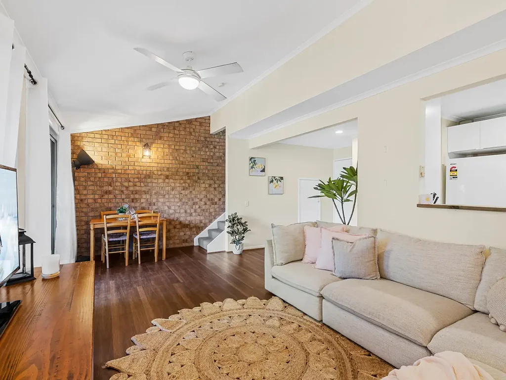 2/43 Horsington Street, Morningside, QLD 4170