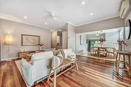 12 Brisk Street, Rowes Bay