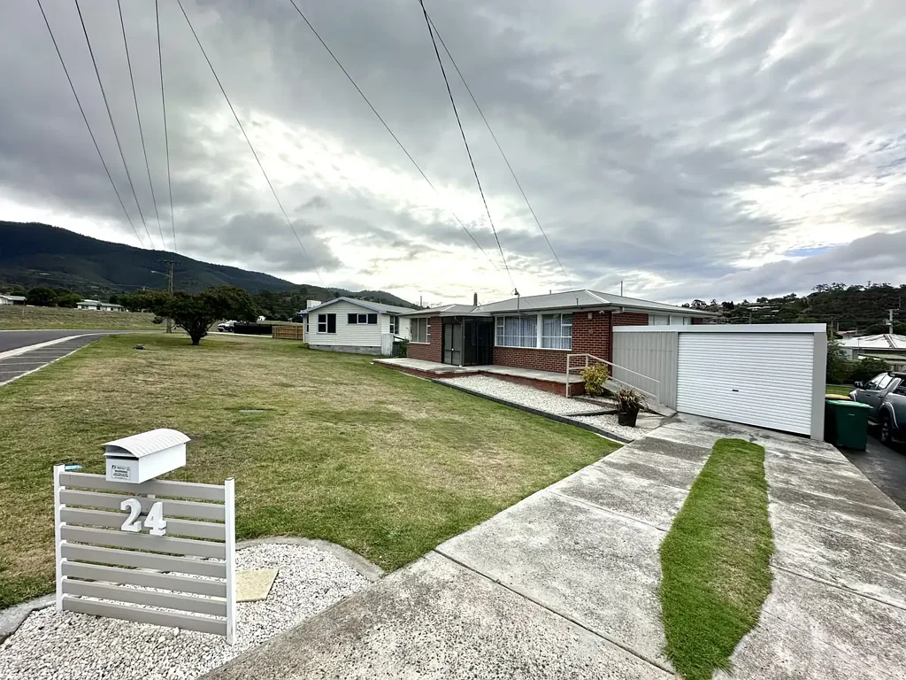 Neat as a Pin 3 Bedroom Home in Claremont
