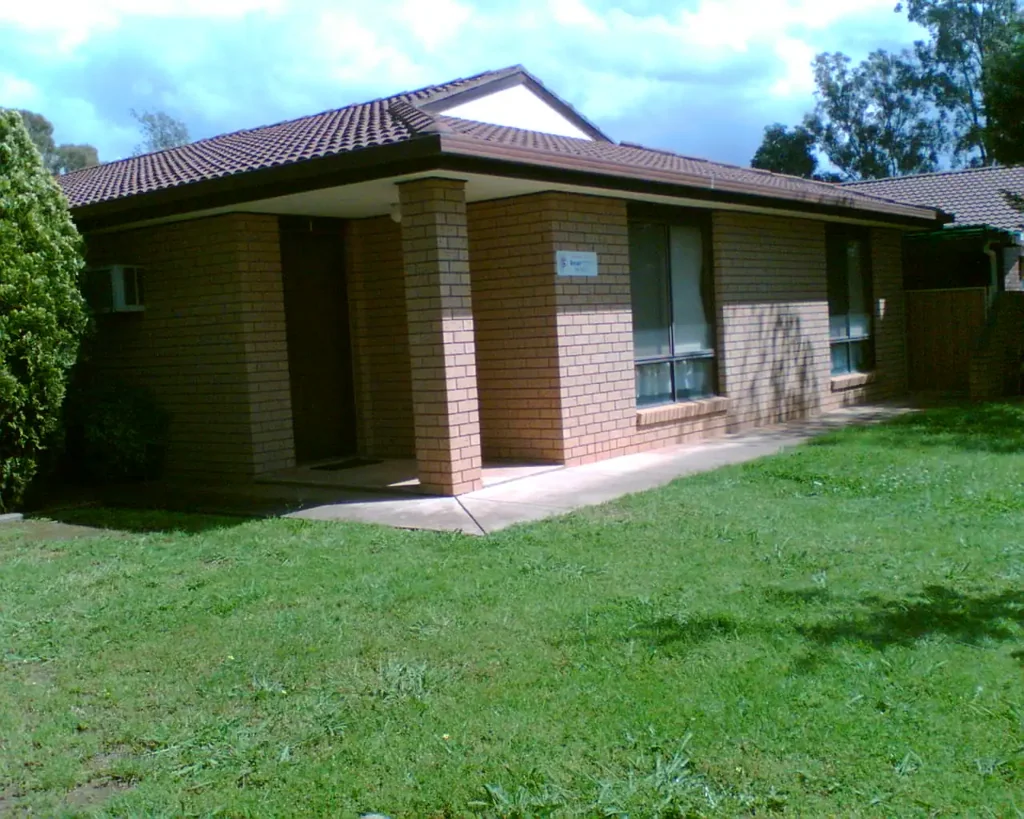 QUIET SPACE IN GREAT LOCATION