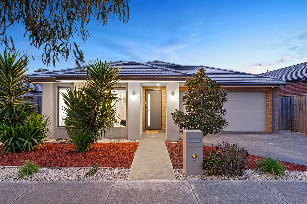 60 Songlark Crescent, Carrum Downs, VIC 3201