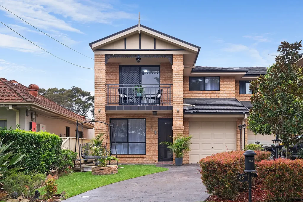 32 Payten Avenue, Roselands, NSW 2196