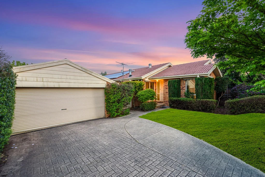 17 Innes Court, Berwick, VIC 3806