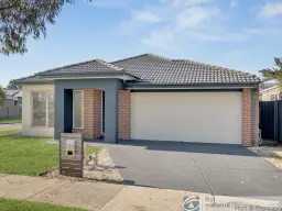 8 Mossbank Road, Cranbourne East