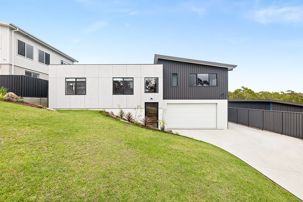 16B Buguri Crescent, Malua Bay, NSW 2536