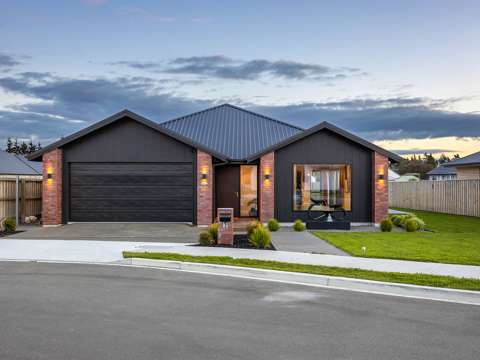 Amberley 3房  A Masterclass in Luxury & Modern Living