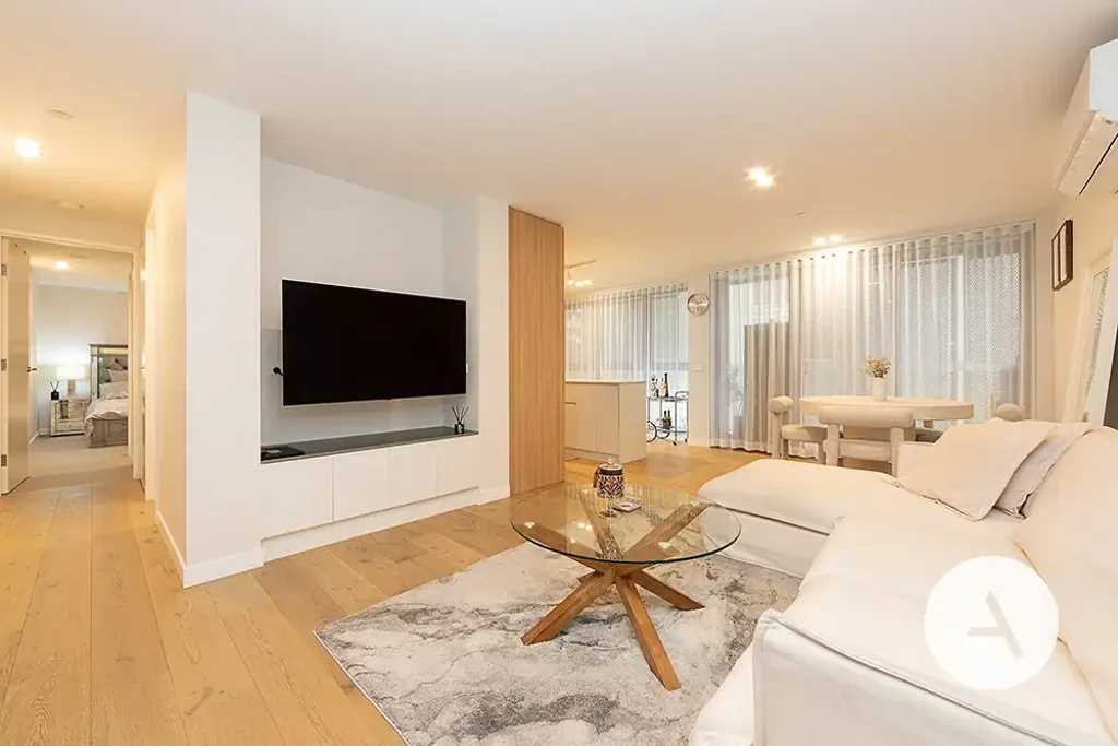 Modern Apartment Living in the Heart of Dickson
