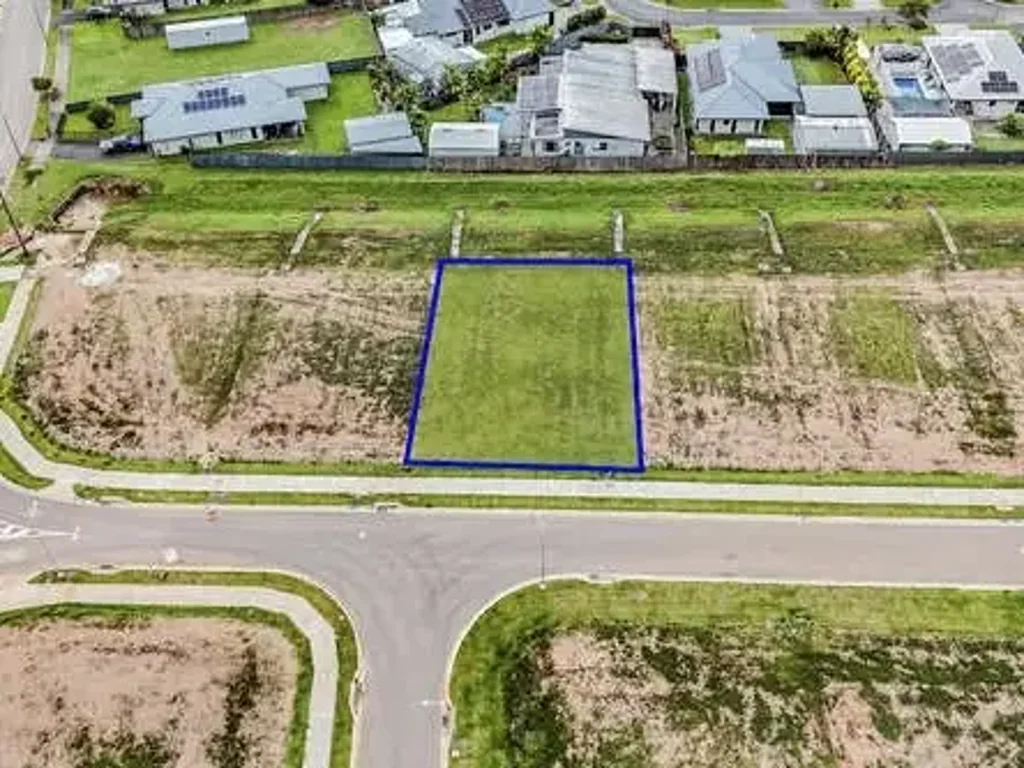 Edmonton Titled and Flat 600m2 LOT