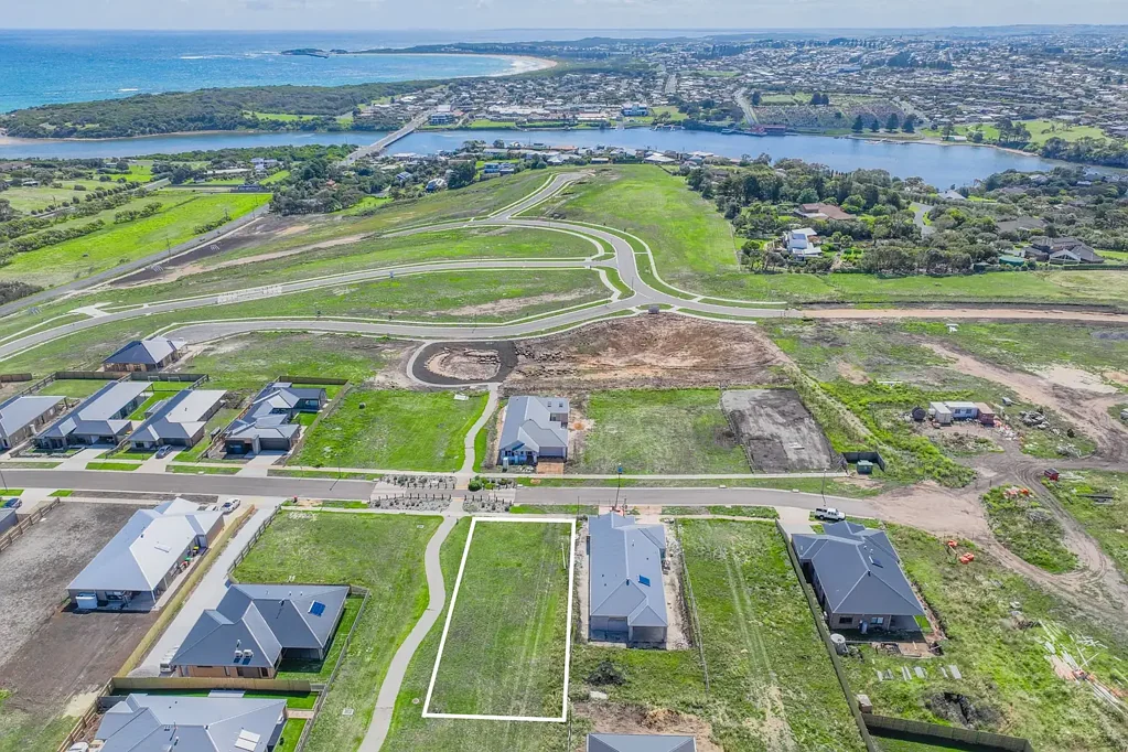 Warrnambool Live by the seaside!