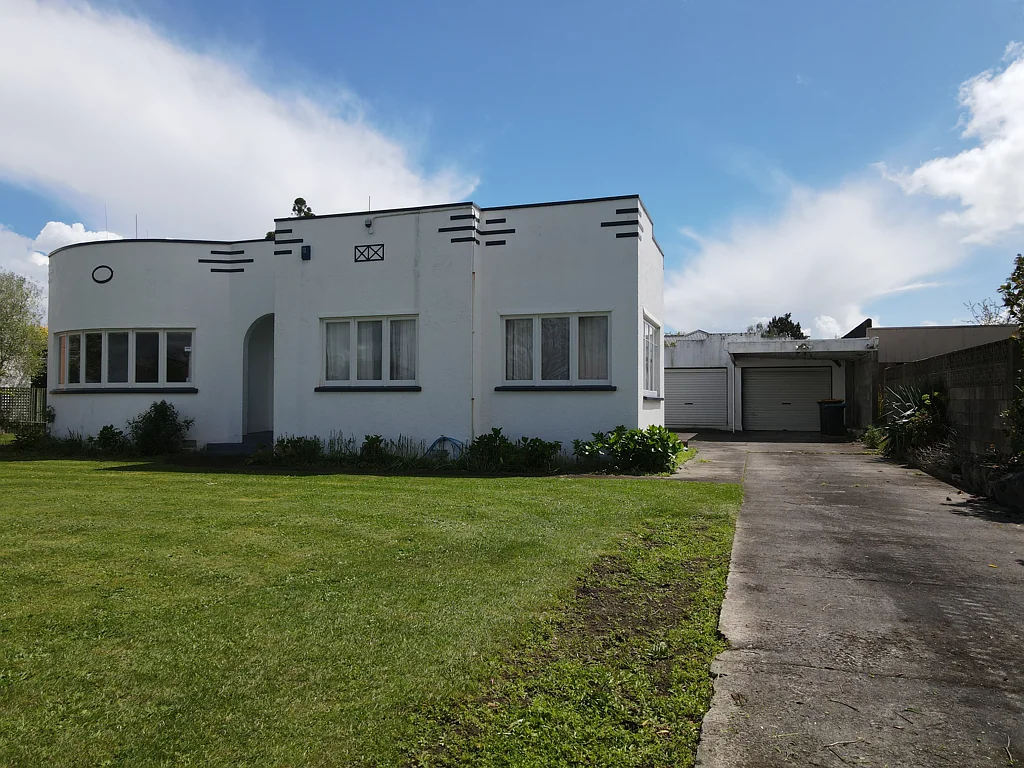 Cambridge  Retro, renovate or redevelop