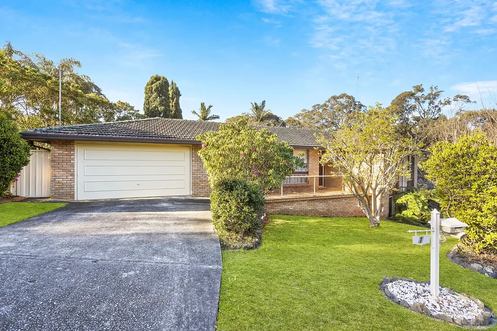 1 Gellatly Avenue, Figtree, NSW 2525