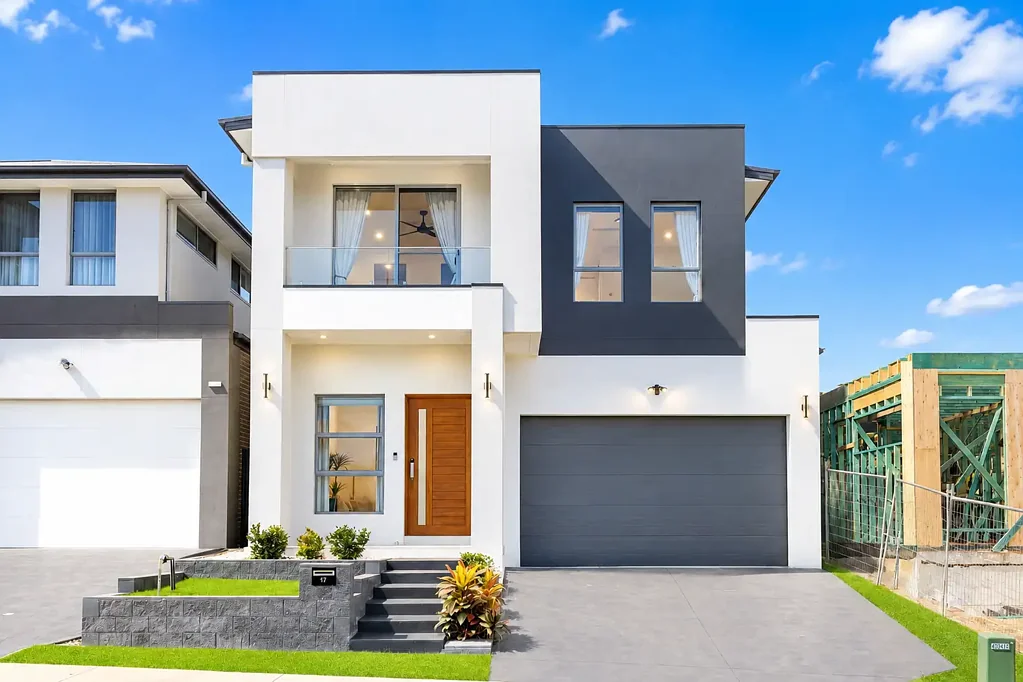 Box Hill 6कमरा Northwest aspect 34Sq Masterpiece with 2 Ensuite Provision & Media Room..!