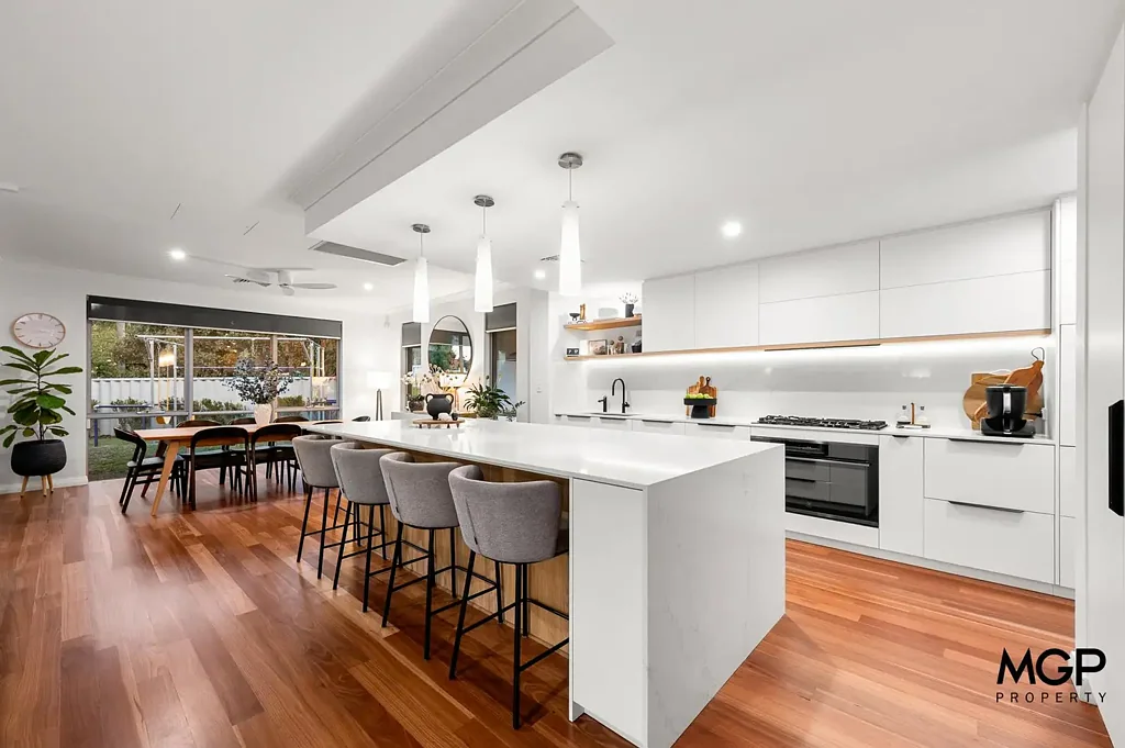 20B Williams Road, Melville, WA 6156