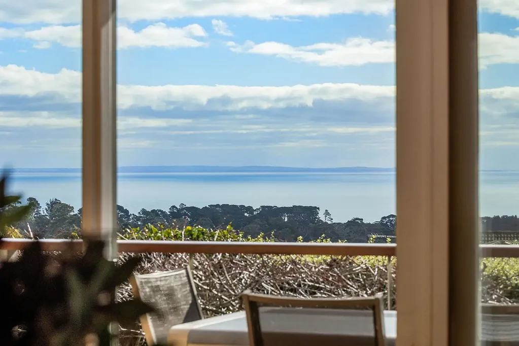 6 Cambridge Road, Mount Martha, VIC 3934