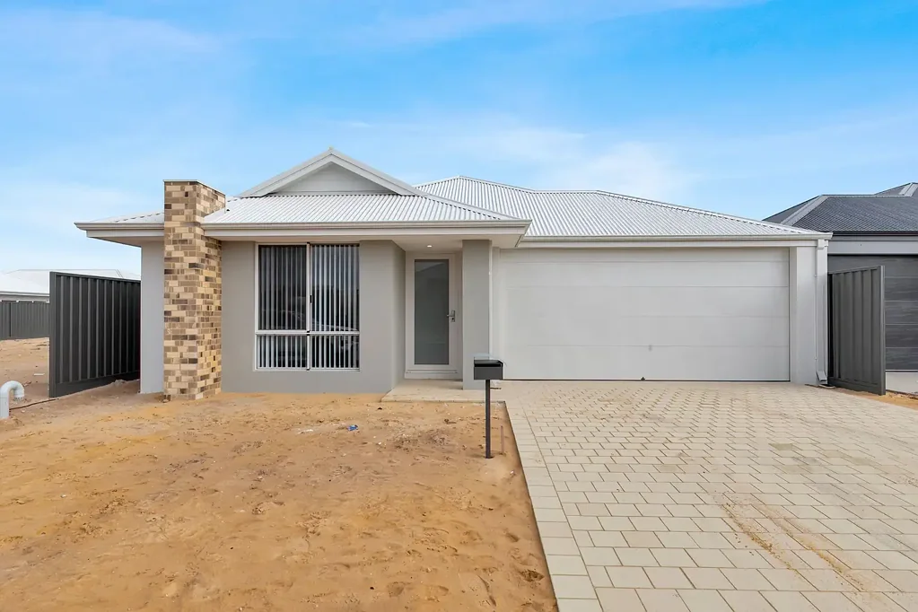Brand New Home for Lease in Port Kennedy