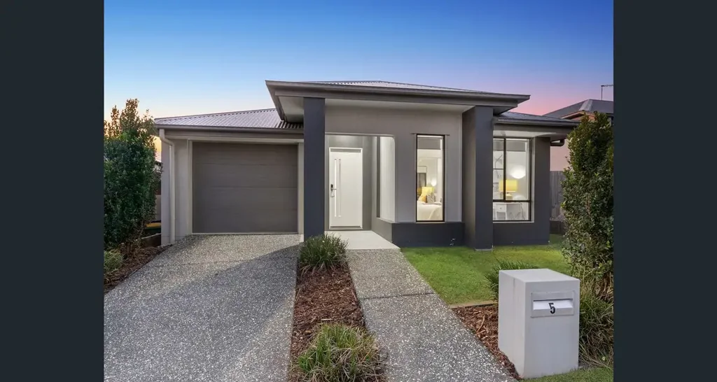 South Ripley 3બેડરૂમ Modern Comfort Meets Effortless Living in the Heart of South Ripley