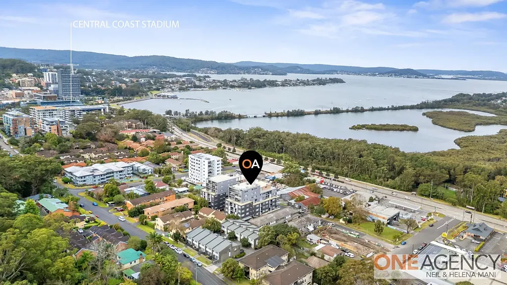 2/10 Fielder Street, West Gosford, NSW 2250