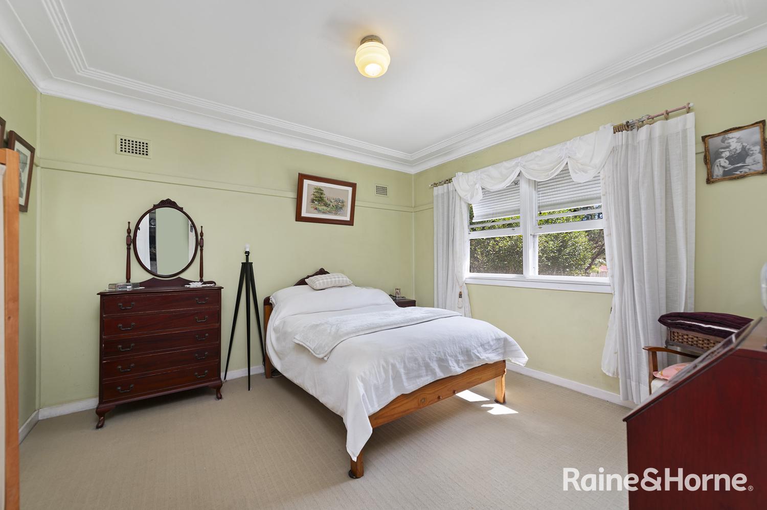 17 WELLS ST, EAST GOSFORD NSW 2250, 0 habitaciones, 0 baños, House