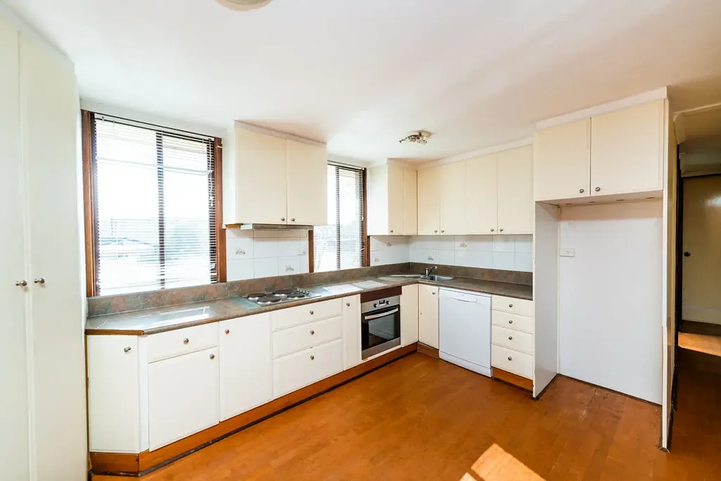 Great Value Living in a Well-Connected Location