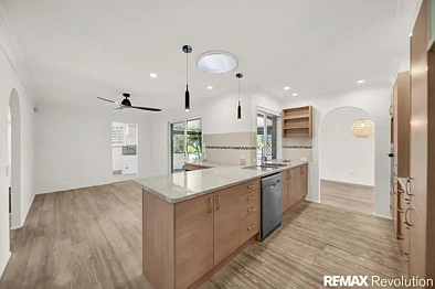 46 SCHONWERDER DR, WINDAROO QLD 4207, 3 Kuwarto, 2 Banyo, House