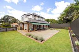 22 and 24 Bowling Avenue, Epsom
