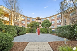 27/101 Hennessy Street, Belconnen