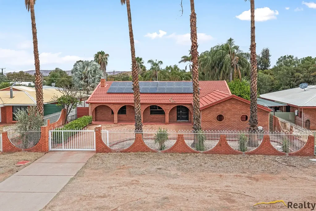 69 Dixon Road, Braitling, NT 870