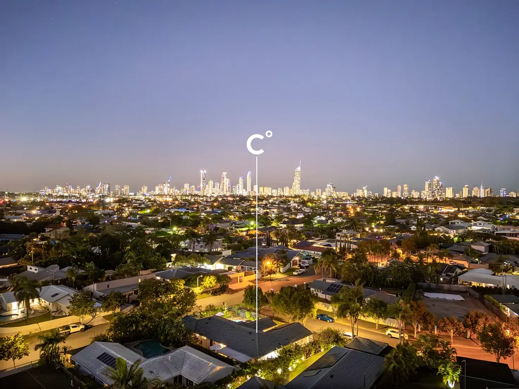 Bundall 4 Bedroom Opportunity knocks!