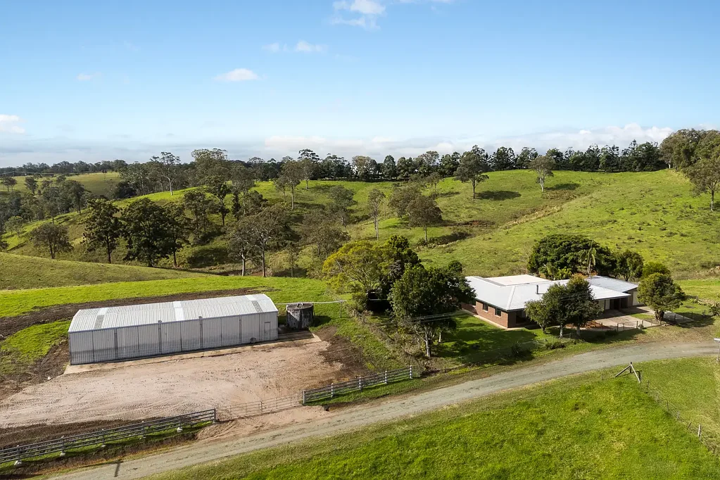 Mount Mee 4ਬੈੱਡਰੂਮ Family retreat offering space, scope and countryside views