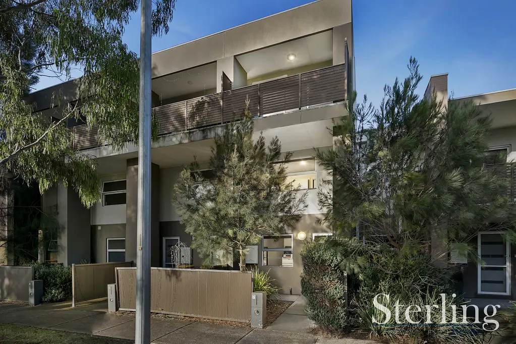 7 Lockheed Parade, Point Cook, VIC 3030