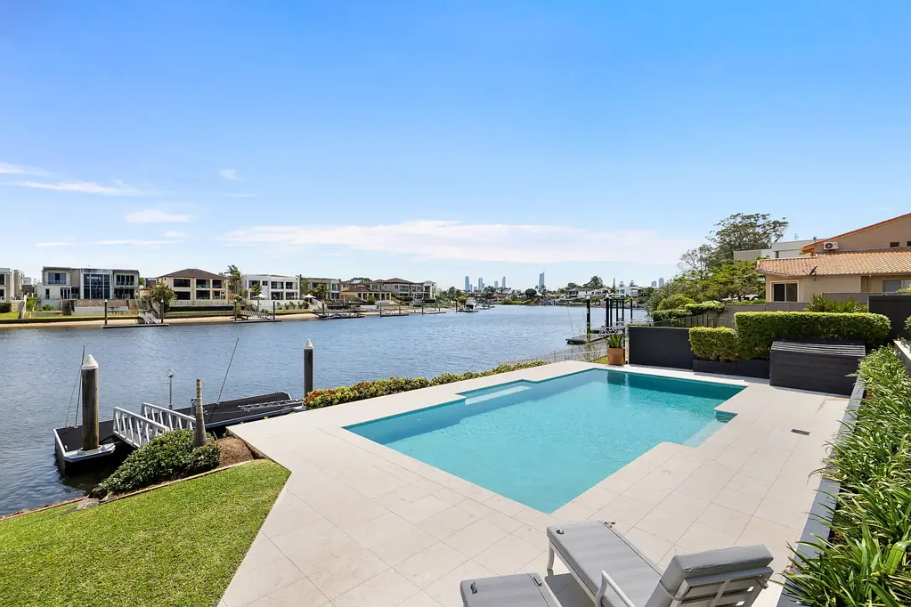 7 Namatjira Court, Broadbeach Waters, QLD 4218