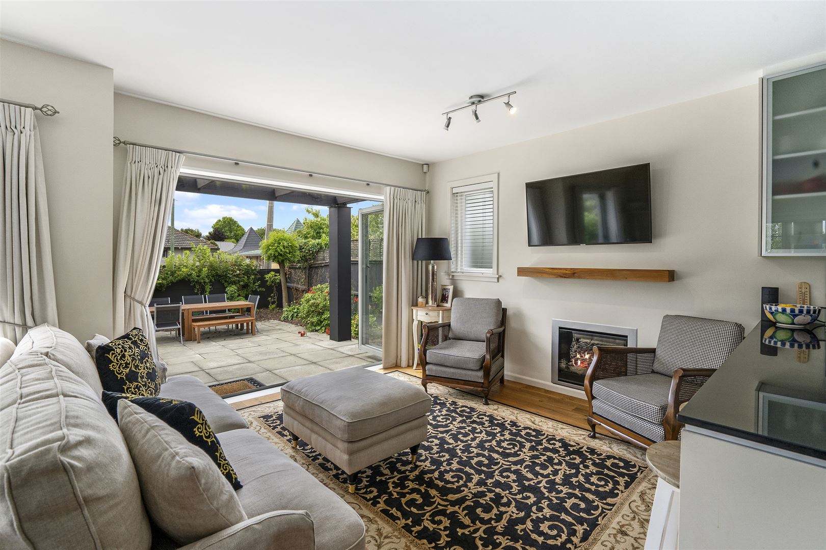 48 Garreg Road, Bryndwr, Christchurch, 5 chambres, 3 salles de bain