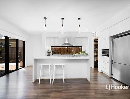 30 Kittyhawk Road, Point Cook, VIC 3030, 4 slaapkamers, 3 badkamers, House