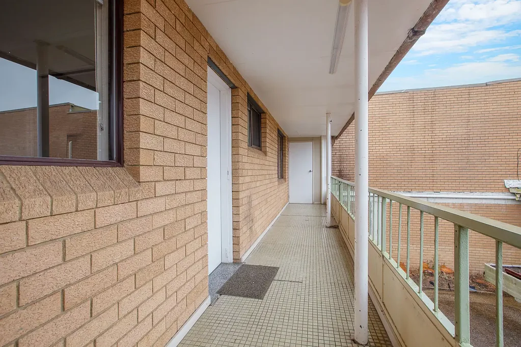 Spacious Updated Flat