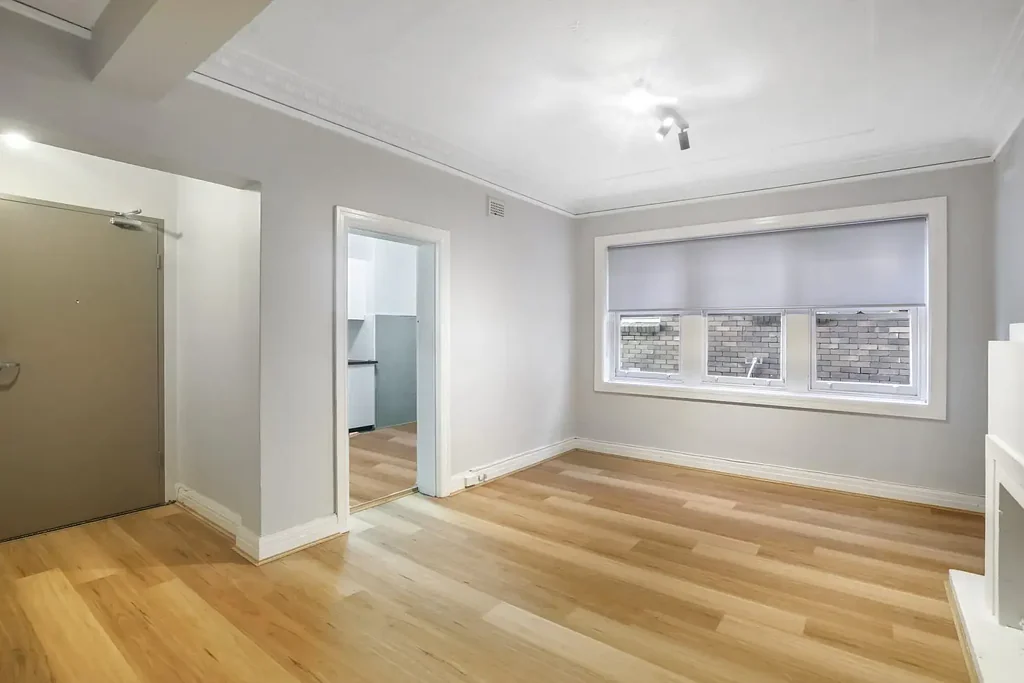 Two-Bedroom Plus Study Apartment In Great Location