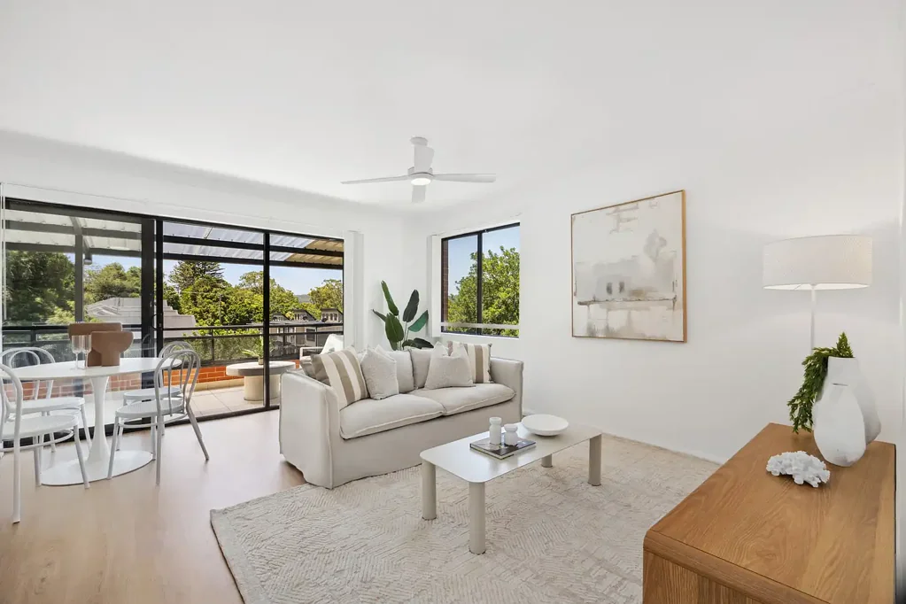 North Gosford 3બેડરૂમ Light filled three bedroom apartment