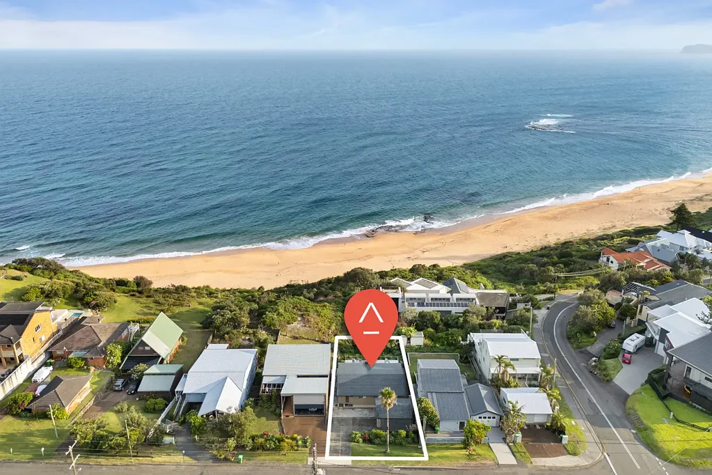 Forresters Beach 4Phòng ngủ Sunny Beach House with Dual Income Options