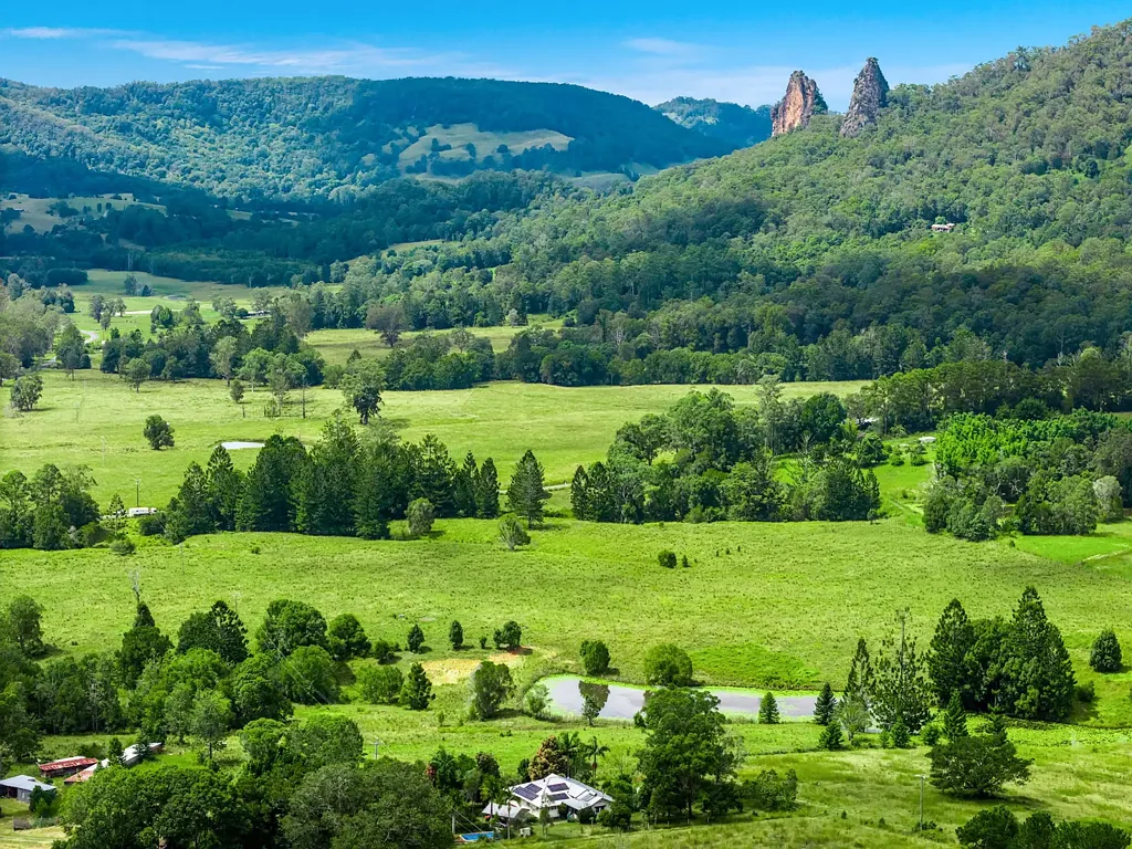 Nimbin 6 Slaapkamer 'MOSSMEAD' - Iconic Views!